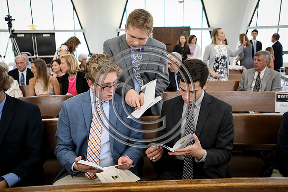 170529_carson_naunheim_priory_graduation_039