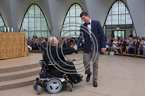 170529_carson_naunheim_priory_graduation_646