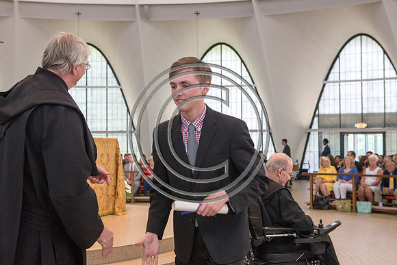 170529_carson_naunheim_priory_graduation_576