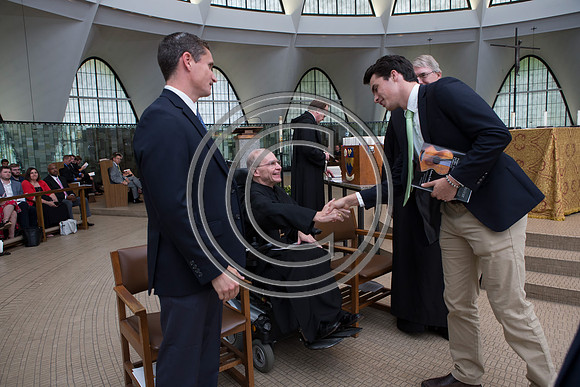 170529_carson_naunheim_priory_graduation_434