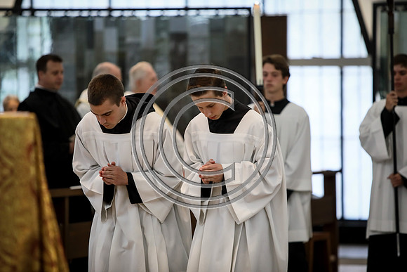 170529_carson_naunheim_priory_graduation_289