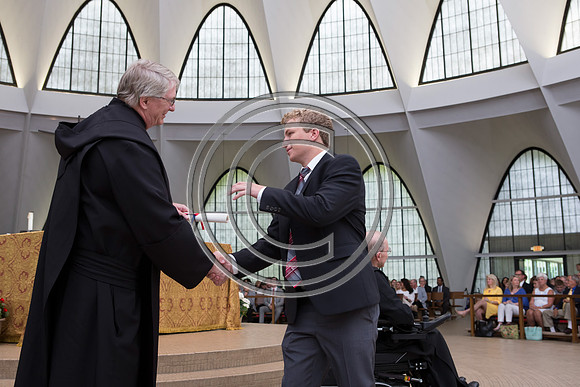 170529_carson_naunheim_priory_graduation_548