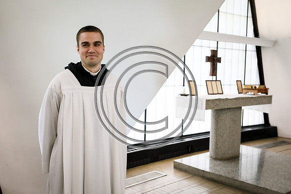 170529_carson_naunheim_priory_graduation_100