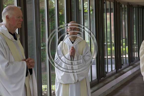 170529_carson_naunheim_priory_graduation_107