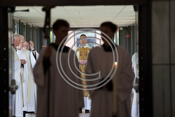 170529_carson_naunheim_priory_graduation_113