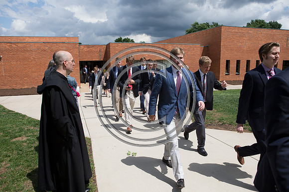 170529_carson_naunheim_priory_graduation_349