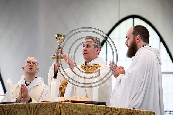 170529_carson_naunheim_priory_graduation_219