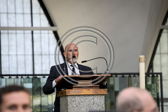 170529_carson_naunheim_priory_graduation_664