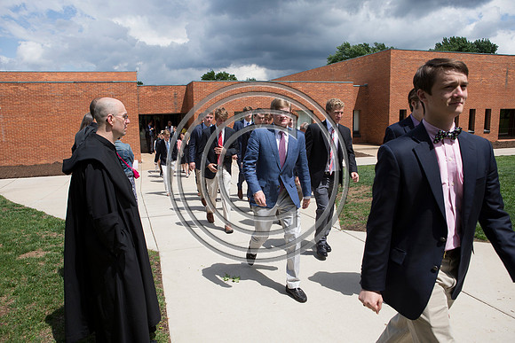 170529_carson_naunheim_priory_graduation_348