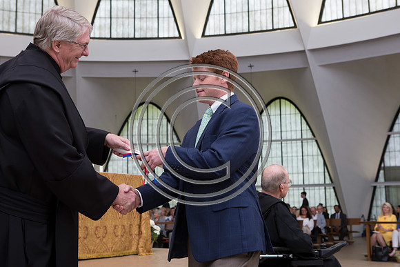 170529_carson_naunheim_priory_graduation_550
