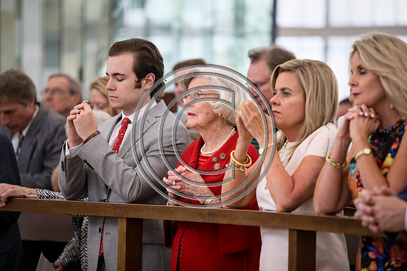 170529_carson_naunheim_priory_graduation_223