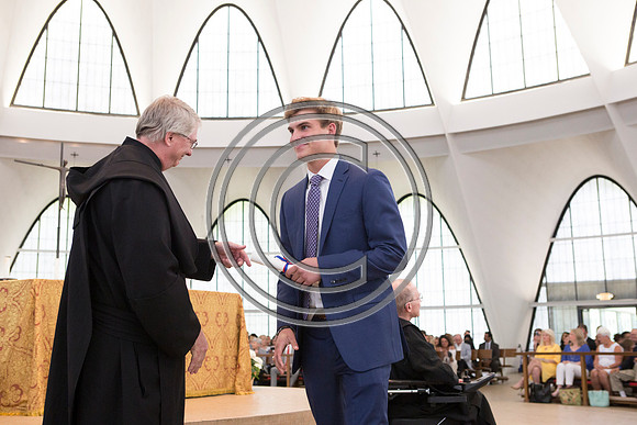 170529_carson_naunheim_priory_graduation_530
