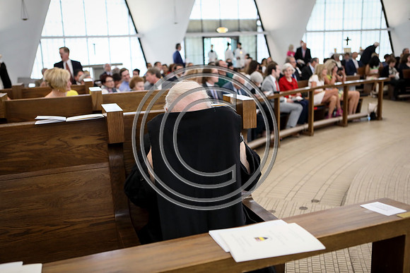 170529_carson_naunheim_priory_graduation_086