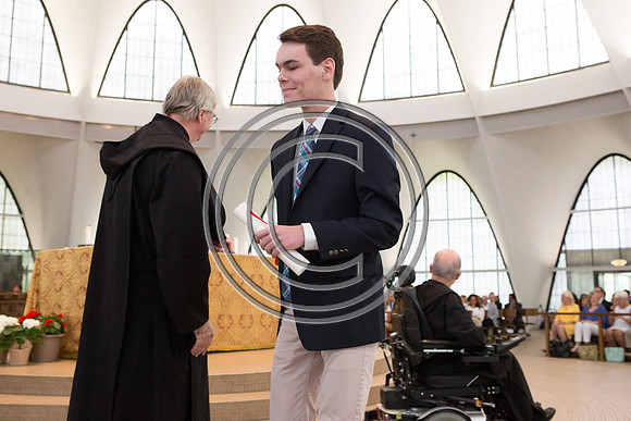 170529_carson_naunheim_priory_graduation_554