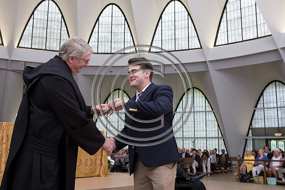 170529_carson_naunheim_priory_graduation_481