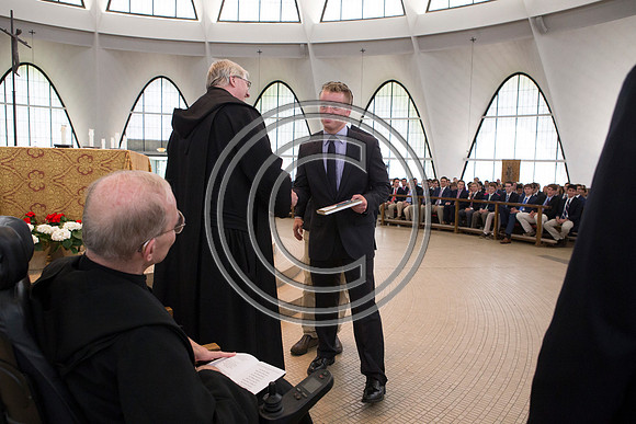 170529_carson_naunheim_priory_graduation_460