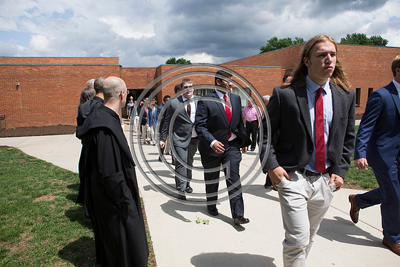 170529_carson_naunheim_priory_graduation_343