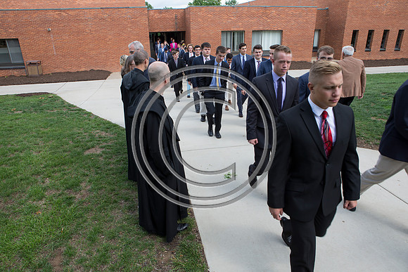 170529_carson_naunheim_priory_graduation_336