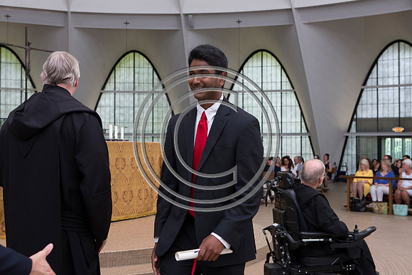 170529_carson_naunheim_priory_graduation_595