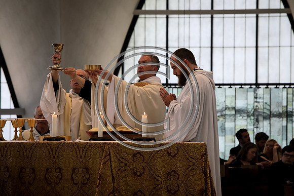 170529_carson_naunheim_priory_graduation_227