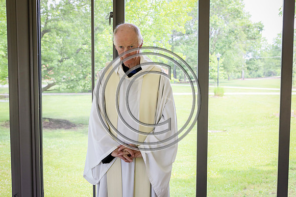 170529_carson_naunheim_priory_graduation_090