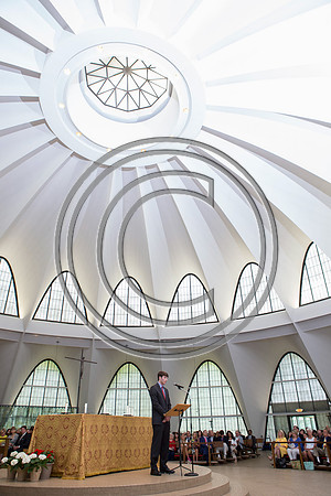 170529_carson_naunheim_priory_graduation_422