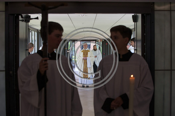 170529_carson_naunheim_priory_graduation_111