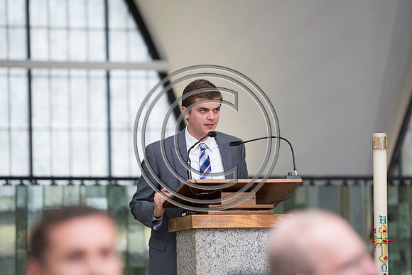 170529_carson_naunheim_priory_graduation_401