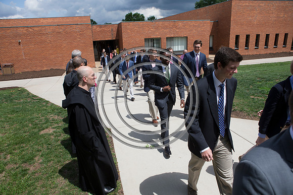 170529_carson_naunheim_priory_graduation_345