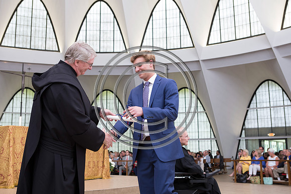 170529_carson_naunheim_priory_graduation_529