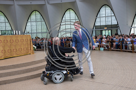 170529_carson_naunheim_priory_graduation_635