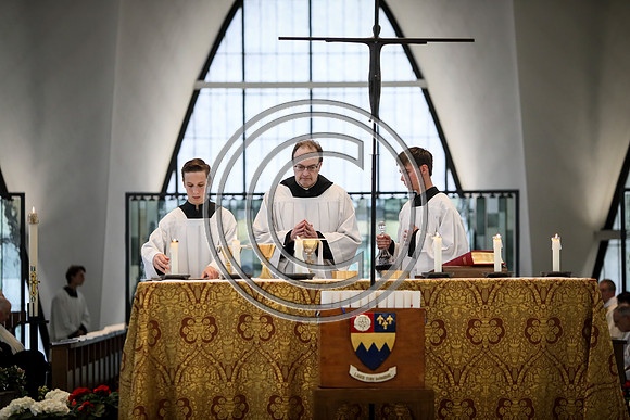 170529_carson_naunheim_priory_graduation_198