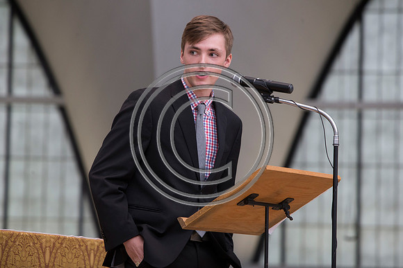170529_carson_naunheim_priory_graduation_403