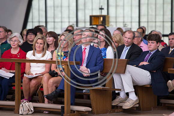 170529_carson_naunheim_priory_graduation_411