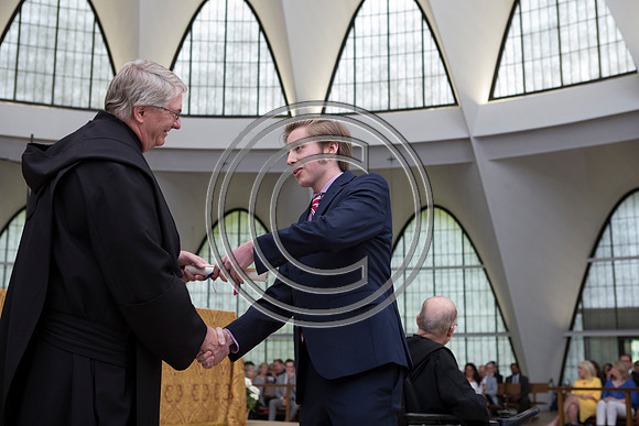 170529_carson_naunheim_priory_graduation_545