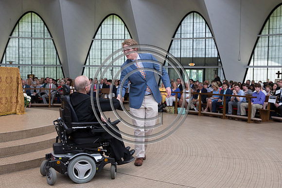 170529_carson_naunheim_priory_graduation_597